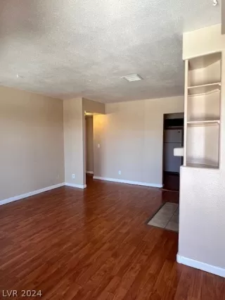 Photo #1: 2579514 Listing 