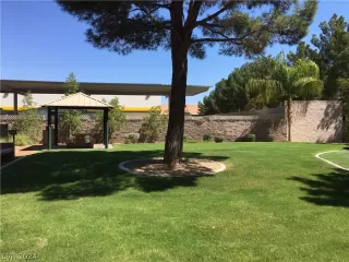 Photo #3: 2579551 Listing