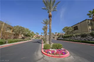 Photo #2: 2579554 Listing 