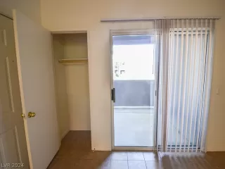 Photo #3: 2579565 Listing 