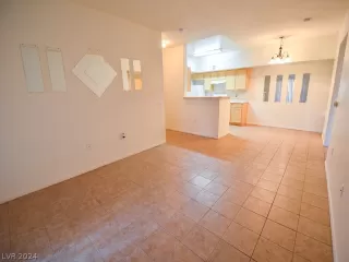 Photo #6: 2579565 Listing 