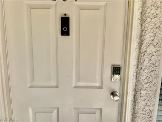 Photo #1: 2579574 Listing