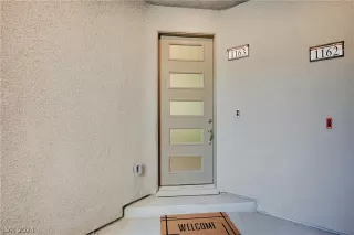 Photo #4: 2579580 Listing