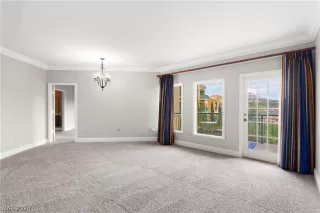 Photo #4: 2579589 Listing