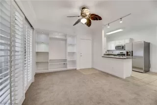 Photo #6: 2579643 Listing