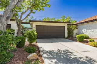 Photo #1: 2579689 Listing 