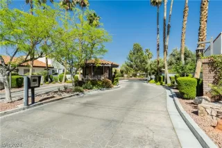 Photo #6: 2579689 Listing 