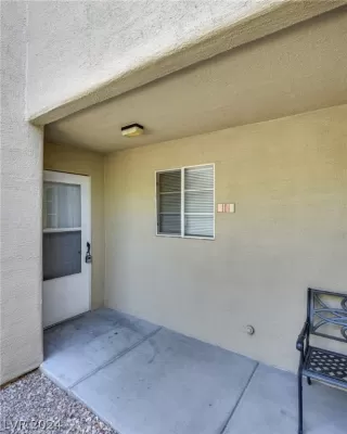 Photo #3: 2579737 Listing