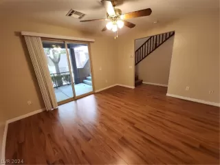 Photo #3: 2579773 Listing 