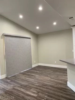 Photo #1: 2579782 Listing 