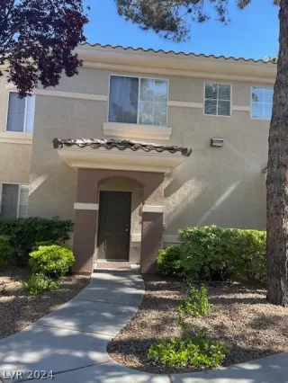 Photo #1: 2579804 Listing 