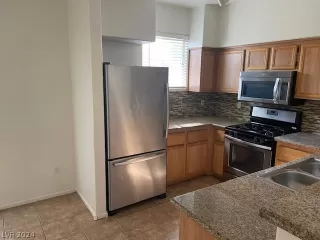 Photo #3: 2579804 Listing 