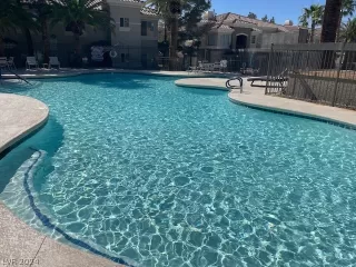 Photo #6: 2579804 Listing 