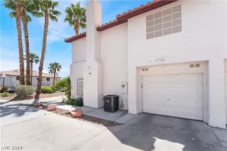 Photo #2: 2579823 Listing 