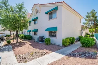 Photo #1: 2579865 Listing 