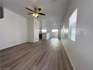 Photo #2: 2579868 Listing 