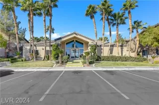 Photo #2: 2579899 Listing 