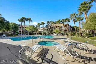 Photo #4: 2579899 Listing 