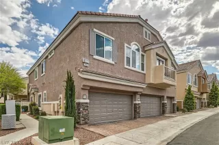 Photo #3: 2579917 Listing