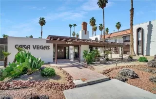 Photo #1: 2579939 Listing 