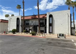 Photo #5: 2579939 Listing 