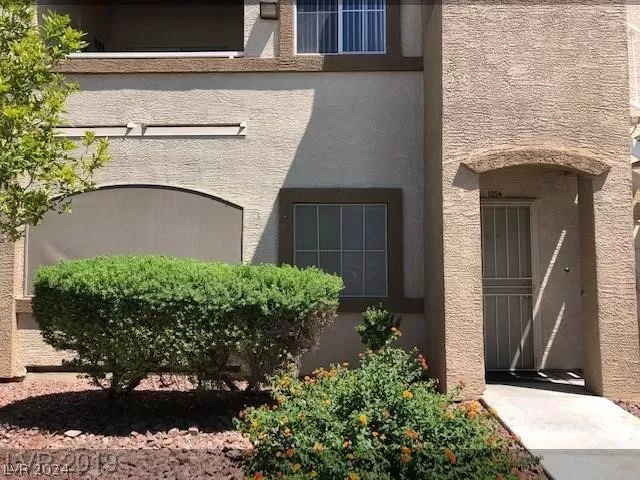 MLS: 2579947 Condo For Sale