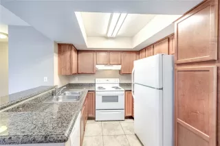 Photo #4: 2579952 Listing 