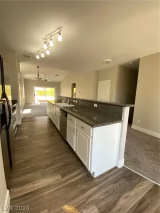 Photo #5: 2579966 Listing 