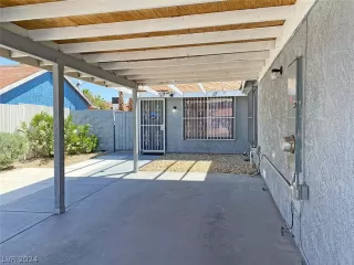 Photo #1: 2579980 Listing