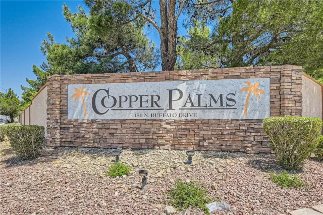 MLS: 2579983 Condo For Sale