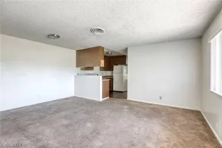 Photo #5: 2579984 Listing 