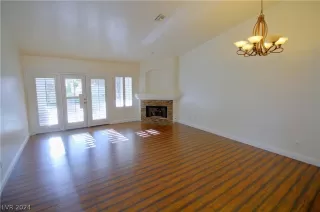 Photo #2: 2579990 Listing 