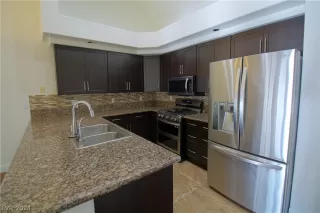 Photo #3: 2579990 Listing 