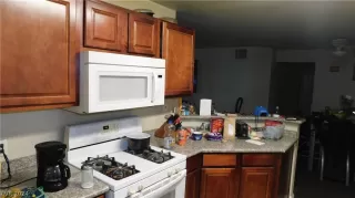 Photo #5: 2580060 Listing