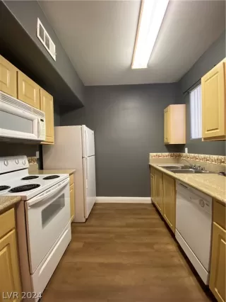 Photo #6: 2580062 Listing 