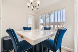 Photo #4: 2580068 Listing 