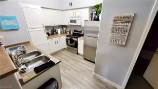 Photo #2: 2580091 Listing 