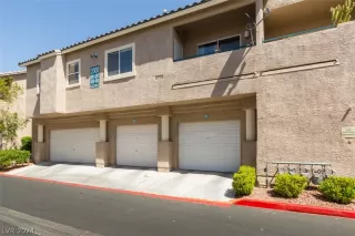 Photo #3: 2580146 Listing