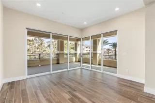 Photo #3: 2580152 Listing