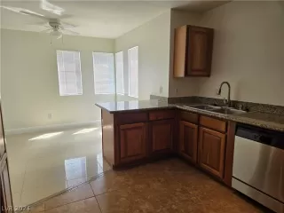 Photo #5: 2580154 Listing 