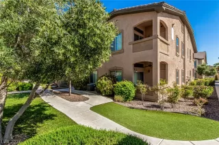 Photo #1: 2580155 Listing