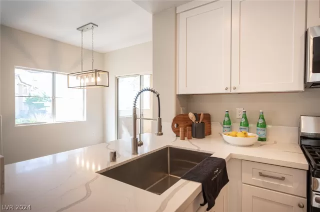 MLS: 2580225 Condo For Sale