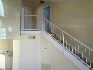 Photo #1: 2580313 Listing 