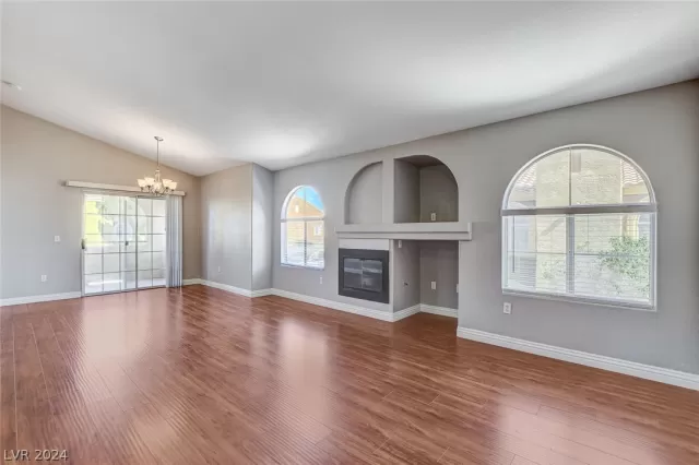 MLS: 2580323 Condo For Sale