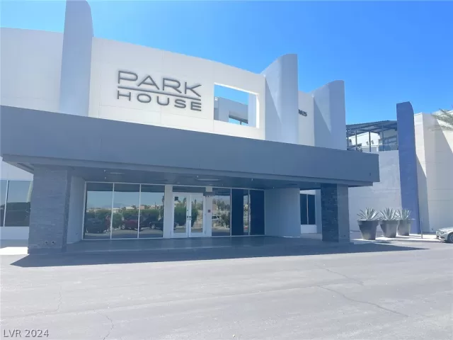 MLS: 2580350 Condo For Sale