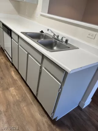 Photo #4: 2580370 Listing 