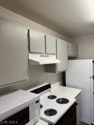 Photo #6: 2580370 Listing 