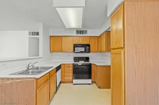 Photo #6: 2580383 Listing 