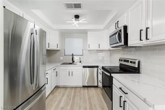 MLS: 2580384 Condo For Sale