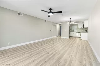 Photo #3: 2580384 Listing 